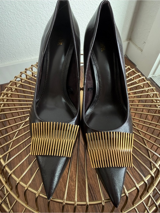 Zara Shoes - Brown pointed toe pumps with gold accent